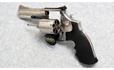 Smith & Wesson ~ 686-4 ~ .357 Magnum - 3 of 3