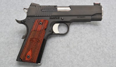 SIG SAUER ~ 1911 ~ .45 Auto