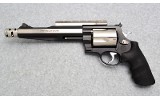 Smith & Wesson ~ 500 Performance Center ~ .500 S&W Magnum - 2 of 3 Smith & Wesson ~ 500 Performance Center ~ .500 S&W Magnum - 2 of 3