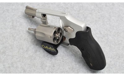 Smith & Wesson ~ 642-1 ~ .35 S&W Special + P - Image 3 of 3