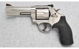 Smith & Wesson ~ 686-6 ~ .357 Magnum - 2 of 3