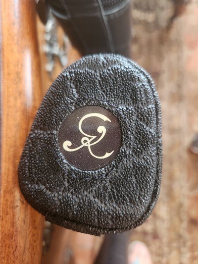 Exhibition Ginacue Elephant, Elephant Ear Top (50th Anniversary Case) ,Crocodile and 1 Premium leather Pool Cue Cases - Image 5 of 8