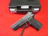 Sig Sauer SP2022 9mm Contrast 3.9” 15+1 Like New in Box - 1 of 15