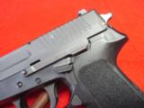 Sig Sauer SP2022 9mm Contrast 3.9” 15+1 Like New in Box - 4 of 15