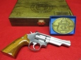 Smith & Wesson Model 66-2 .357 BATF Commemorative w/Presentation Case - 1 of 15