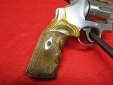 Smith & Wesson Model 629 Classic DX 44 Magnum - 7 of 15