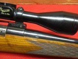 Weatherby Mark V Deluxe Rifle 7mm Weatherby Mag w/Weatherby Variable Scope - 10 of 15