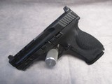 Smith & Wesson M&P 9 M2.0 Performance Center CORE Like New in Box - 4 of 15