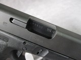 Glock G20 Gen 2 10mm Auto Excellent Condition with Original Box - 10 of 15