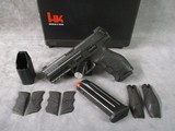 Heckler & Koch VP9 9mm 17+1 81000283 New in Box - 1 of 15