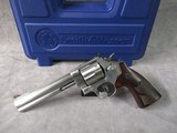 Smith & Wesson Model 629 Classic Deluxe 44 Magnum Like New in Box - 1 of 15