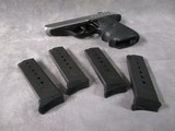 Sig Sauer P232 380ACP 7+1 Excellent Condition with four magazines, Level 2 Holster - 3 of 15