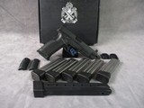 Springfield XD-M Elite 4.5” (5.28”) OSP Threaded 9mm 4 Spare 22-rd mags + 35-rd Mag, NIB - 1 of 15