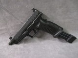 Springfield XD-M Elite 4.5” (5.28”) OSP Threaded 9mm 4 Spare 22-rd mags + 35-rd Mag, NIB - 15 of 15