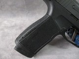 Sig Sauer P365X-Macro 9mm X-Ray 3 Night Sights 17+1 365XCZ-9-COMP New in Box - 11 of 15