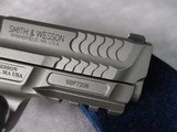 Smith & Wesson (S&W) M&P 9 M2.0 Metal 17-round New in Box - 12 of 15