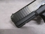 Glock G17 Gen 5 9mm Parabellum 17+1 New in Box - 6 of 15