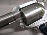 Ruger New Model Super Blackhawk Stainless .44 Magnum 7.5” SKU 0804 New in Box - 5 of 15