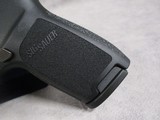 Sig Sauer P320 F 9mm Full Size Pistol 320F-9-B 17+1 New in Box - 2 of 15