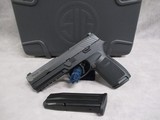 Sig Sauer P320 F 9mm Full Size Pistol 320F-9-B 17+1 New in Box