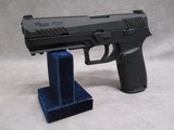 Sig Sauer P320 F 9mm Full Size Pistol 320F-9-B 17+1 New in Box - 14 of 15