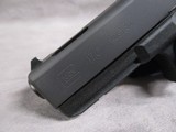 Glock G17C Gen 3 Compensated Model 9mm Parabellum 17+1 New in Box - 6 of 15