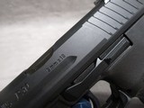 Heckler & Koch P30 V3 Decocker, Night Sights 81000108 New in Box - 5 of 15