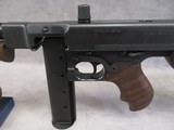 Auto Ordnance Thompson M1927A1 Deluxe Carbine w/Violin Case, New in Box - 9 of 15