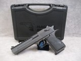 Magnum Research Desert Eagle Mk XIX .357 Magnum Black Oxide 6” 9+1 New in Box - 1 of 15