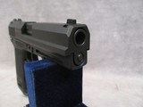 Heckler & Koch USP 45 V1 4.41” Classic Duty Combat Pistol New Old Stock - 14 of 15