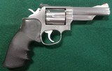 Smith & Wesson 66-2,.357 Magnum, 4" Barrel, Stainless Finish - 7 of 14