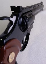 Cold DIAMONDBACK .22 Long Rifle/.22 LR Beautiful FLASHY blued with wood grips revolver - 4 of 15