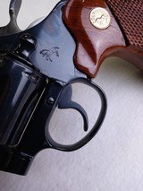 Cold DIAMONDBACK .22 Long Rifle/.22 LR Beautiful FLASHY blued with wood grips revolver - 15 of 15