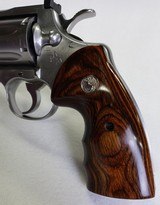 COLT Python .357 Magnum, FLASHY SS 6" BBL & stunning wood grips, Classic SNAKE revolver - 12 of 14