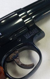 Smith and Wesson (S&W) Model 586, Beautiful Blued Revolver, .357 Magnum, 6" barrel - 8 of 11