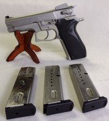 Smith & Wesson 5903 ~ 9mm pistol with 3 magazines - 1 of 12