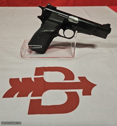 BROWNING ~ MODEL 1935 ~ 9MM