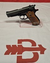 SMITH & WESSON ~ MODEL 39-2 ~ 9MM - 1 of 10