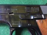 Smith and Wesson Model 52 Early Manufacture .38 Special Wadcutter Automatic Pistol - 6 of 11
