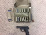 Heckler and Koch Model 78 Flare Pistol 26.5mm Flare with 12ga flare insert and accessories - 2 of 8