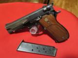 1973 S&W Model 39-2 Semi-auto pistol, 9mm, 8 Rnd Mag, Original Grips - 1 of 14