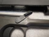 1918 M1911 USGI Pistol w/Heart Shape Grip Frame.
Parkerized/Rework w/o Arsenal Stampings.
Excellent Condition/Function - 7 of 15