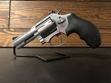Smith & Wesson Model 60-15 - 1 of 8