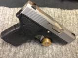 KAHR ARMS CW380 - 2 of 8