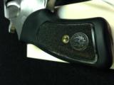Ruger SP101 - 357 mag - 2 of 5