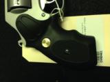 Smith & Wesson 637-2 Wyatt Deep Cover - 38spl - 2 of 5