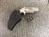 NORTH AMERICAN ARMS MINI REVOLVER HOLSTER GRIP - 4 of 4