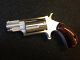 NORTH AMERICAN ARMS MINI REVOLVER PORTED - 22 MAG - 1 of 3