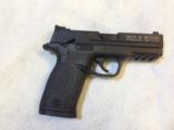 SMITH & WESSON M&P 22 COMPACT - 2 of 4