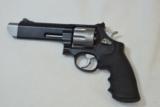 Smith & Wesson M627-5 V-Comp -357 Mag - 2 of 14